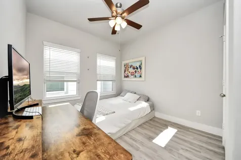 9017 Lonestar Creekbend Lane Houston TX 77080