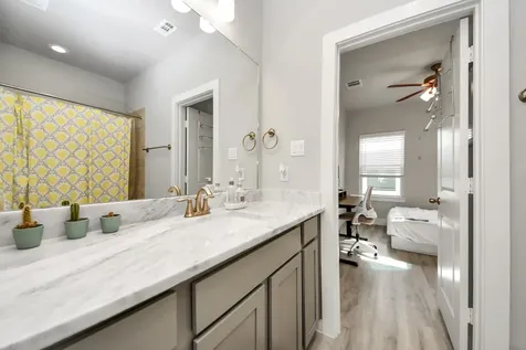 9017 Lonestar Creekbend Lane Houston TX 77080