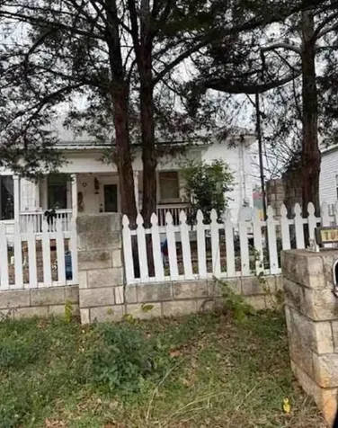 705 W Green Street Palestine TX 75801