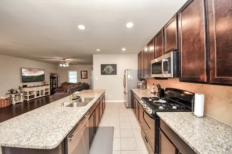 8706 Morning Dove Lane Baytown TX 77521