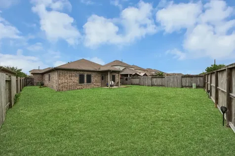 8706 Morning Dove Lane Baytown TX 77521