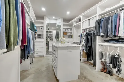 5021 Augusta Street Houston TX 77007