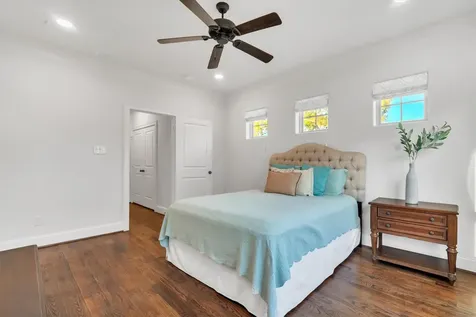 5021 Augusta Street Houston TX 77007