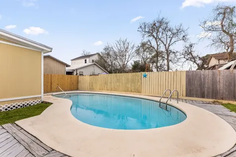 5311 Gano Street Houston TX 77009