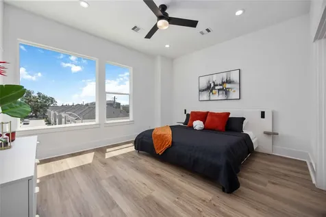 1941 Knoll Square Drive Houston TX 77080