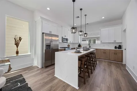1941 Knoll Square Drive Houston TX 77080