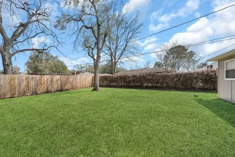 143 Bluebonnet Street Sugar Land TX 77478