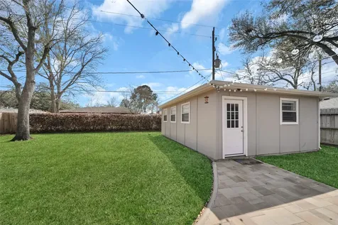 143 Bluebonnet Street Sugar Land TX 77478