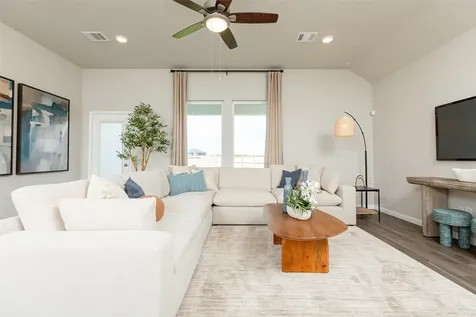 3033 Mistflower Trail Brookshire TX 77423
