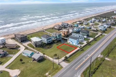 16 Blue Heron Circle Jamaica Beach TX 77554