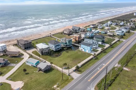 16 Blue Heron Circle Jamaica Beach TX 77554