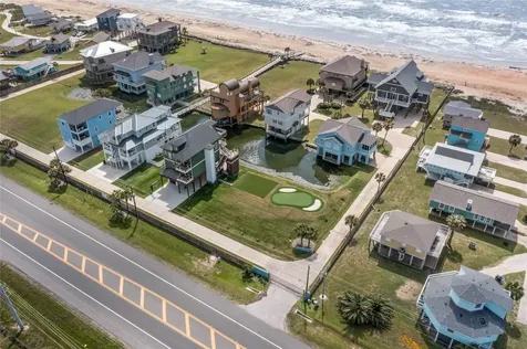 16 Blue Heron Circle Jamaica Beach TX 77554
