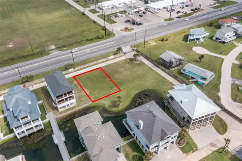 16 Blue Heron Circle Jamaica Beach TX 77554