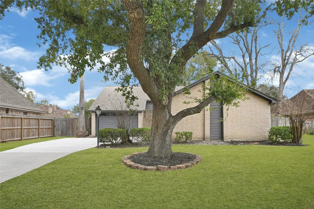 2314 Bright Meadows Drive Missouri City TX 77489
