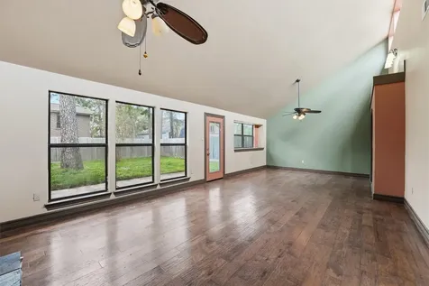 7307 Ironwood Lane Baytown TX 77521