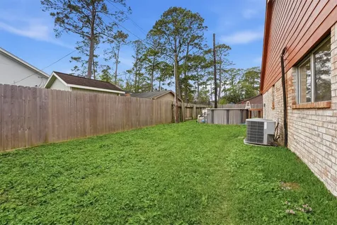 7307 Ironwood Lane Baytown TX 77521