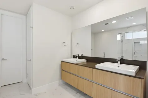 5519 Paraiso Place Houston TX 77091