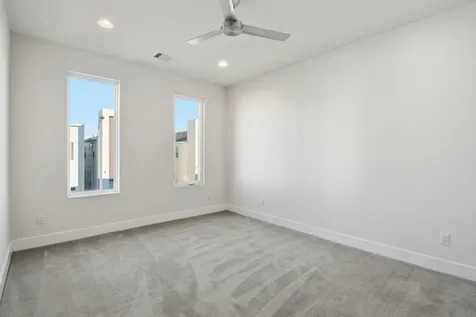 5519 Paraiso Place Houston TX 77091