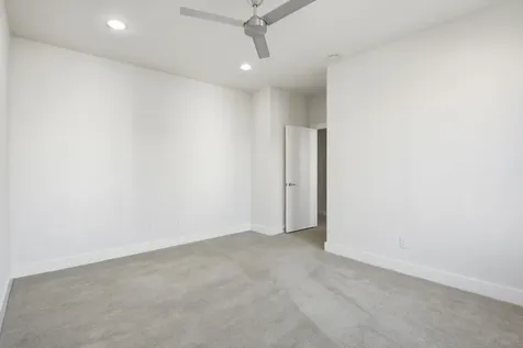 5519 Paraiso Place Houston TX 77091