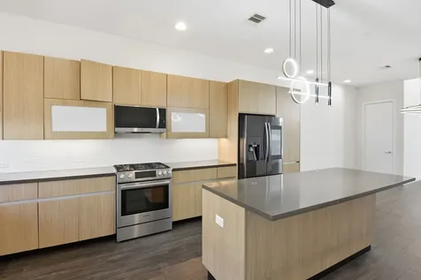 5519 Paraiso Place Houston TX 77091