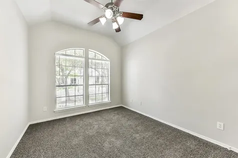 2024 Shore Breeze Drive Pearland TX 77584
