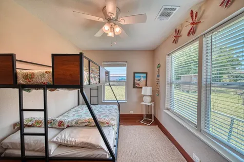 4224 Avenue M 1/2 Galveston TX 77550