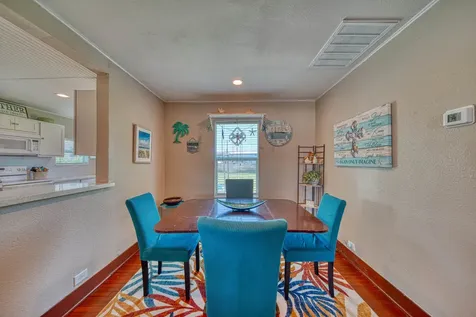 4224 Avenue M 1/2 Galveston TX 77550