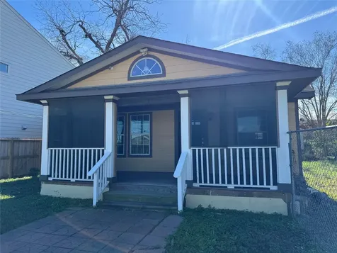 512 Melbourne Street Houston TX 77022