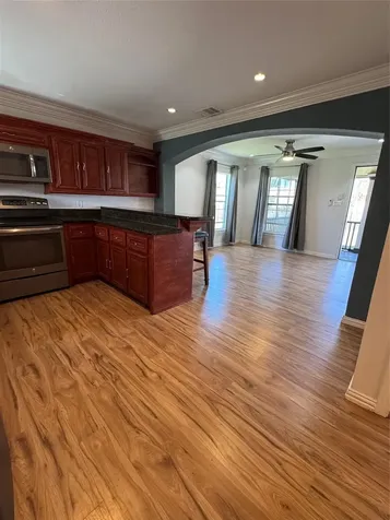 512 Melbourne Street Houston TX 77022
