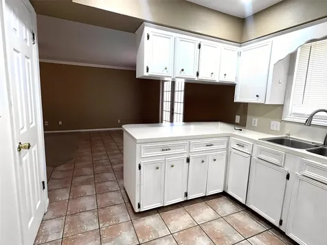 111 Trentwood Circle Victoria TX 77901