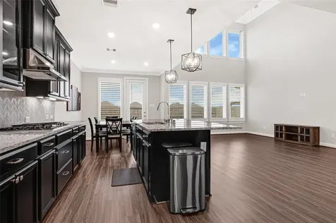 2813 Summer Indigo Trail SW Pearland TX 77089