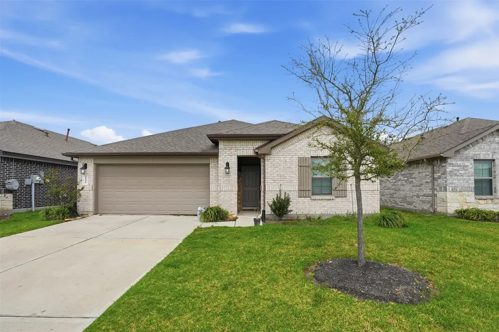 11016 33rd Avenue N Texas City TX 77591