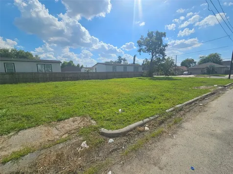 2602 Noble Street Houston TX 77026