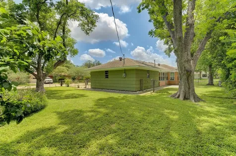 4502 Lido Lane Houston TX 77092