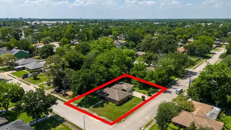 4502 Lido Lane Houston TX 77092