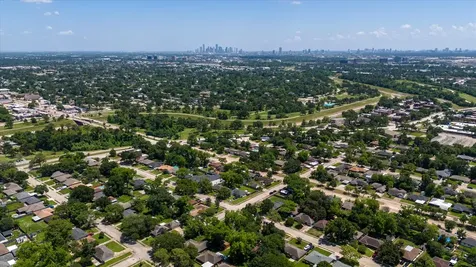4502 Lido Lane Houston TX 77092