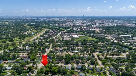 4502 Lido Lane Houston TX 77092