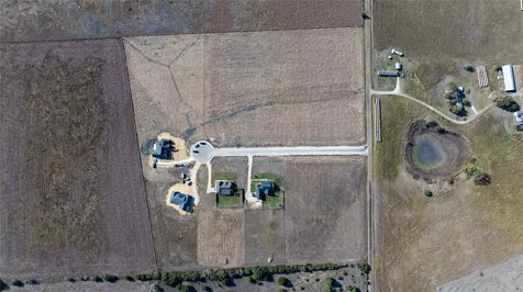 102 Country View Lane Schulenburg TX 78956