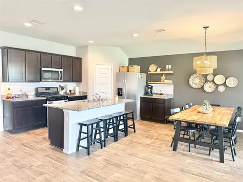 3939 Country Club Drive Baytown TX 77521