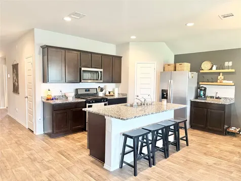 3939 Country Club Drive Baytown TX 77521