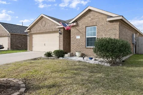 1527 Loose Stone Drive Rosharon TX 77583