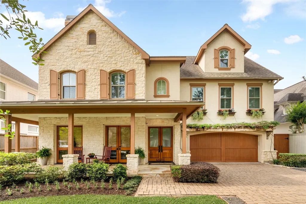 4605 Huisache Street Bellaire TX 77401