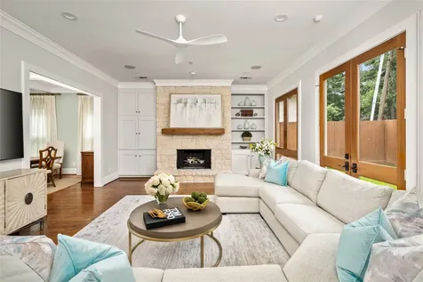 4605 Huisache Street Bellaire TX 77401