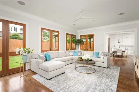 4605 Huisache Street Bellaire TX 77401