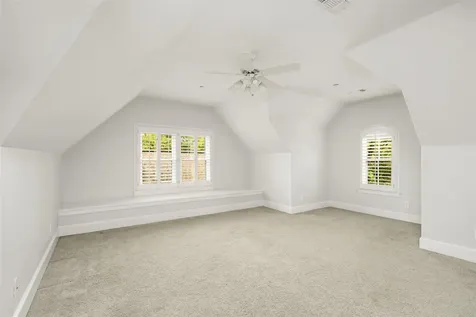 4605 Huisache Street Bellaire TX 77401