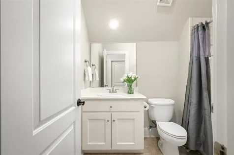 4605 Huisache Street Bellaire TX 77401