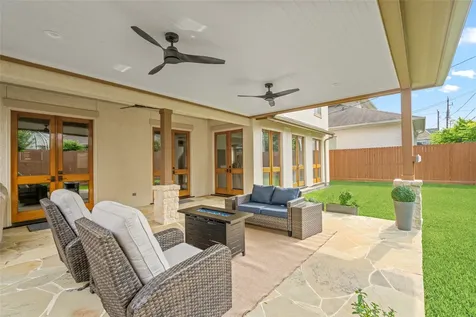 4605 Huisache Street Bellaire TX 77401