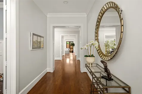 4605 Huisache Street Bellaire TX 77401