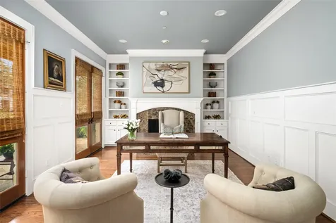 4605 Huisache Street Bellaire TX 77401