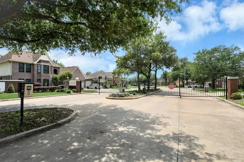 410 Barberry Lane Baytown TX 77520